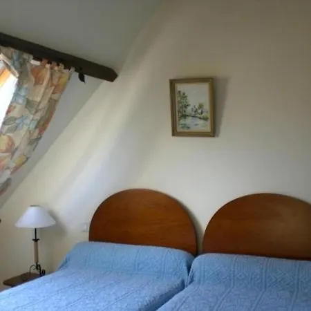 Panzió Les Roseaux De Callac